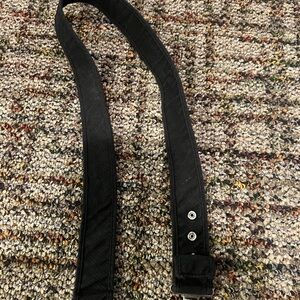 Black belt with silver buckle #leather #fashion